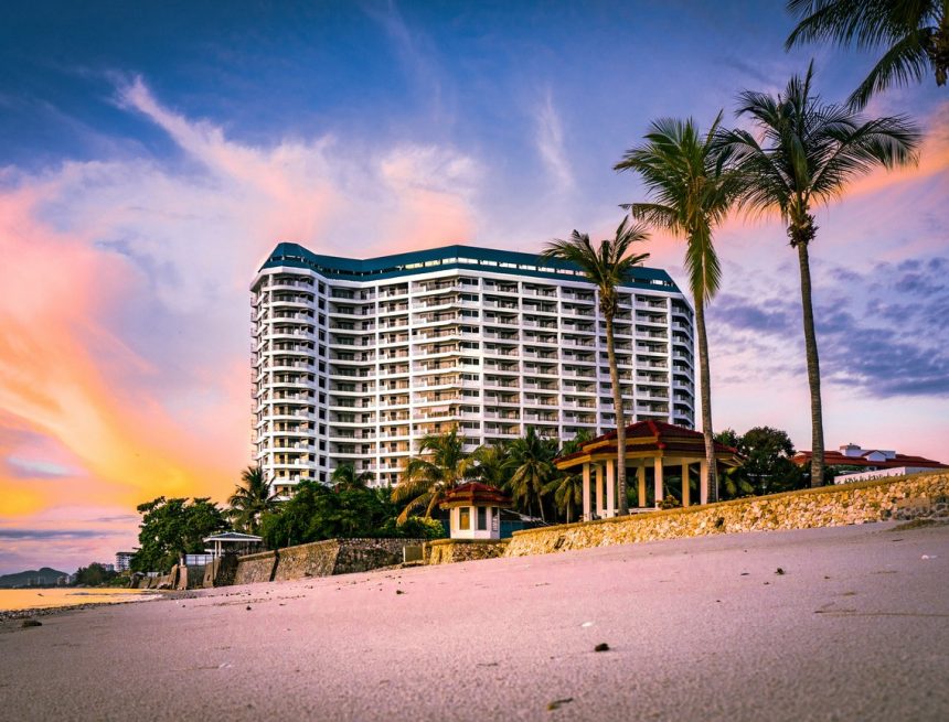 More choice for travelers with free hotel booking links More choice for travelers with free hotel booking links