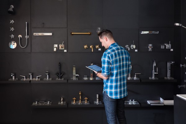 Shaping the future of retail with Microsoft Customer Experience Platform Shaping the future of retail with Microsoft Customer Experience Platform