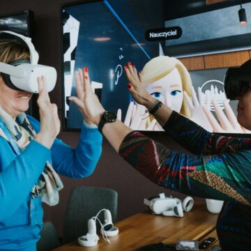 Facebook: Introducing AR and VR as Educational Tools to Teachers in Poland Facebook: Introducing AR and VR as Educational Tools to Teachers in Poland