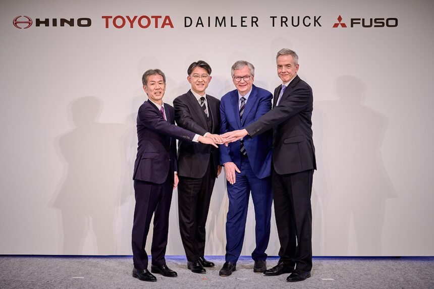 Joint Press Conference by Daimler Truck, Mitsubishi Fuso, Hino, and Toyota Motor Corporation | Corporate | Global Newsroom