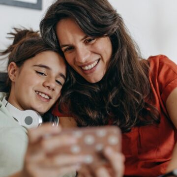 Facebook: Introducing Stricter Message Settings for Teens on Instagram and Facebook Facebook: Introducing Stricter Message Settings for Teens on Instagram and Facebook