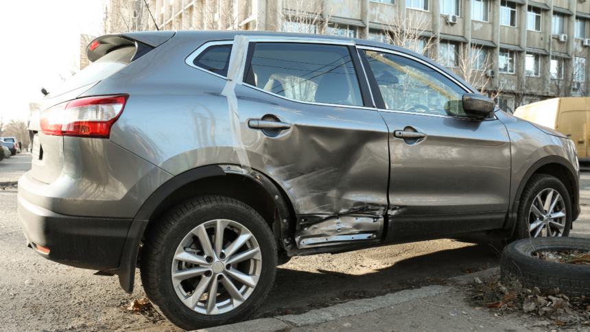 5 Reasons to sell a damaged car in 2026