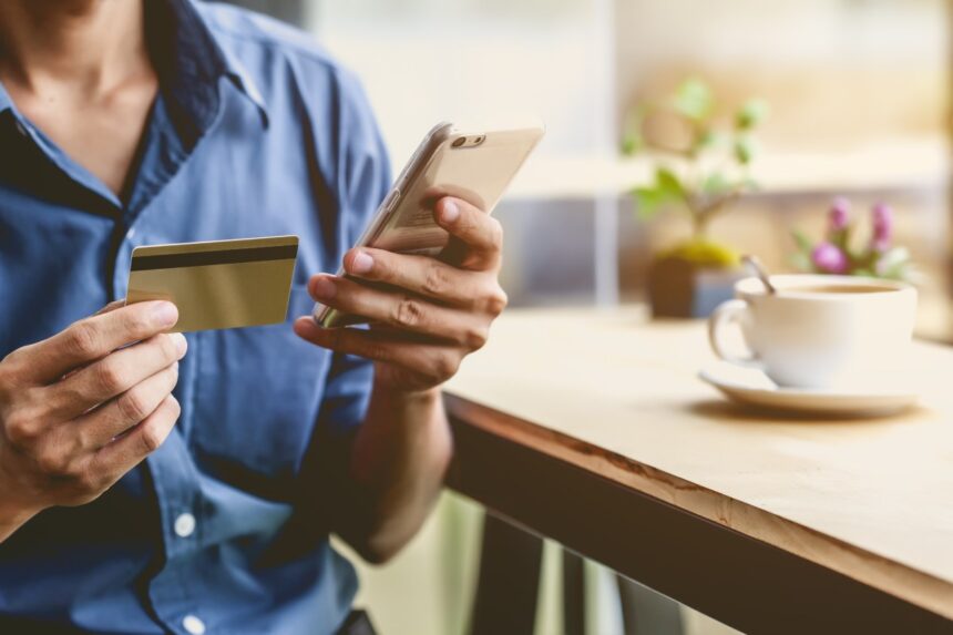 Facebook: Meta Partners with UK Banks to Combat Scams Facebook: Meta Partners with UK Banks to Combat Scams
