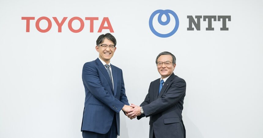 NTT and Toyota Motor Corporation agree to joint initiative in the field of mobility and AI/telecommunications with the aim of realizing a society with zero traffic accidents | Corporate | Global Newsroom